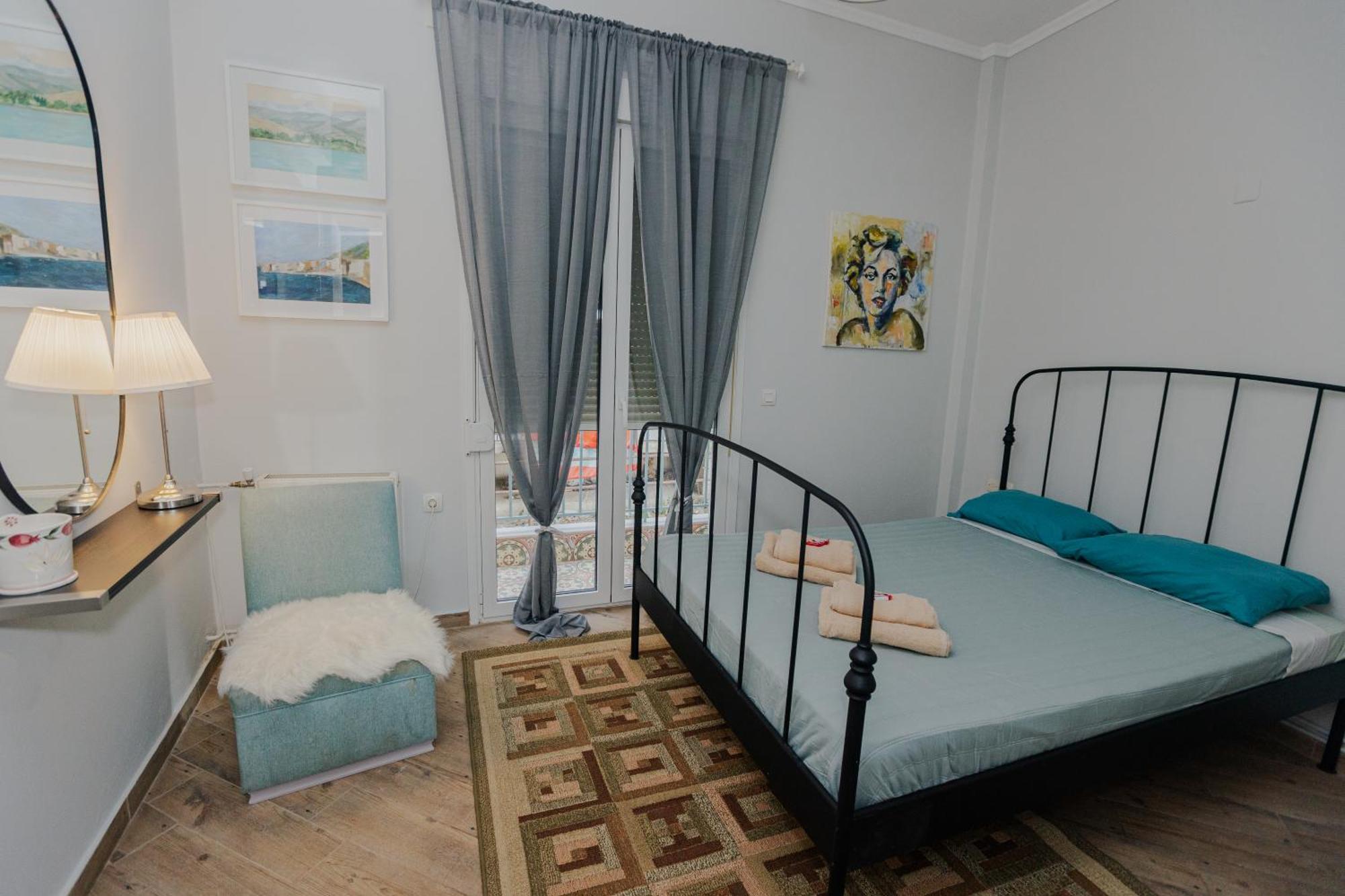 Apartment Debbies δίπλα στο νερό #2 !